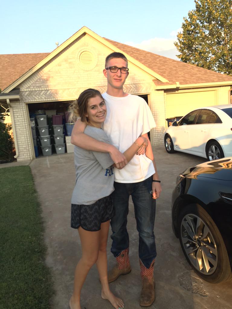 MicalaJ's tweet photo. My bestfriend❤️ gonna miss you when you leave me Wednesday 😒 http://t.co/9C2zFNZOq8