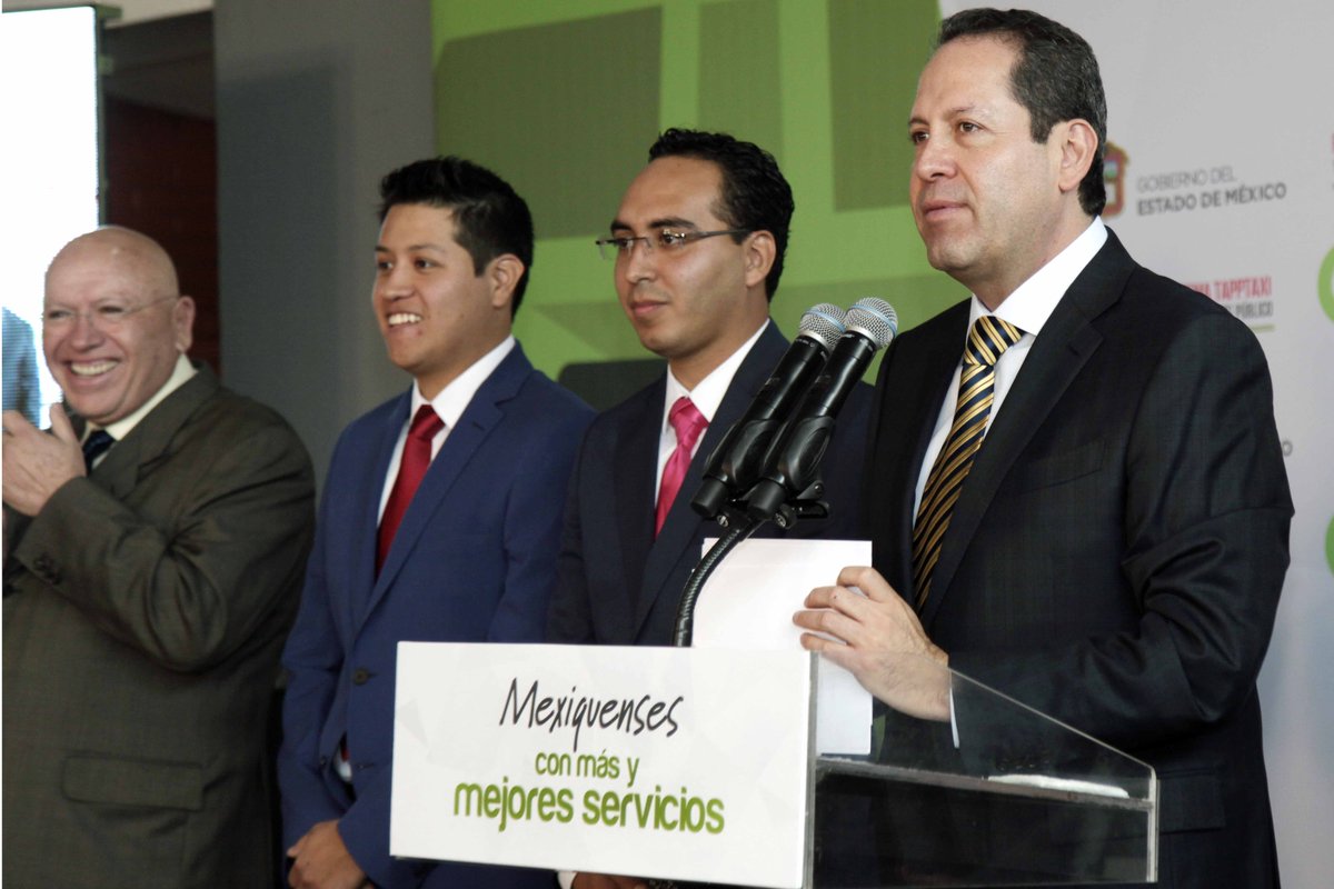 Crean estudiantes de UAEM app para servicio de taxi - CQB3mmbU8AE-SCy