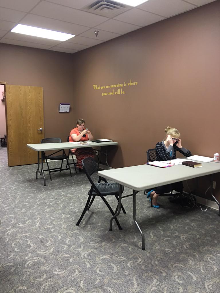 GreatPlainsBC's tweet photo. First part of classes 2day students are making cold calls inviting folks from North Platte to our Fall Program. #FOGC http://t.co/9N68mrWmTp