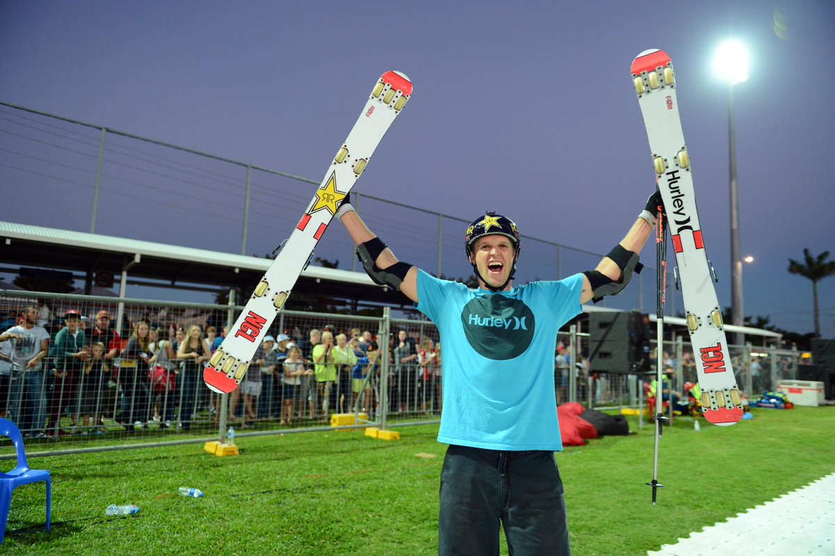 With sad hearts we announce the tragic death of Erik Roner. We love &amp; miss you already Erik. tp199.co/1h53MVc