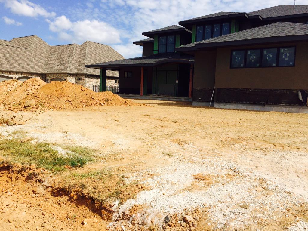 HHTDesigns's tweet image. This contemporary house is coming together expect big changes in the next month #notthesameold #newideas #cleanisgood