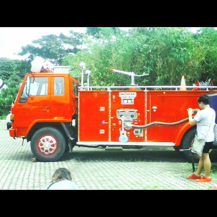 AFireStation's tweet image. Found this cool photo, not mine Cmon baby, let it burn : Hirap Bago Sarap BTS #japsuki #hirapbagosarap #sibakan #fi…