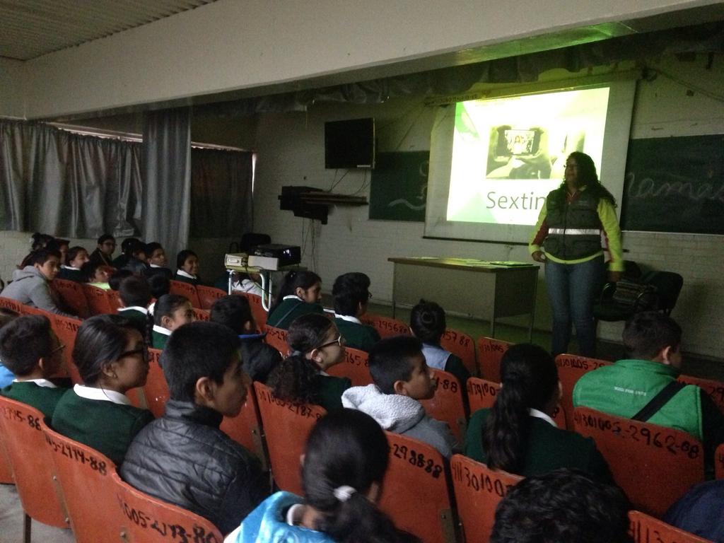 Platica sobre Sexting con alumnos de la Secundaria #168 Maximiliano Ruiz Castañeda en @delegacionMH