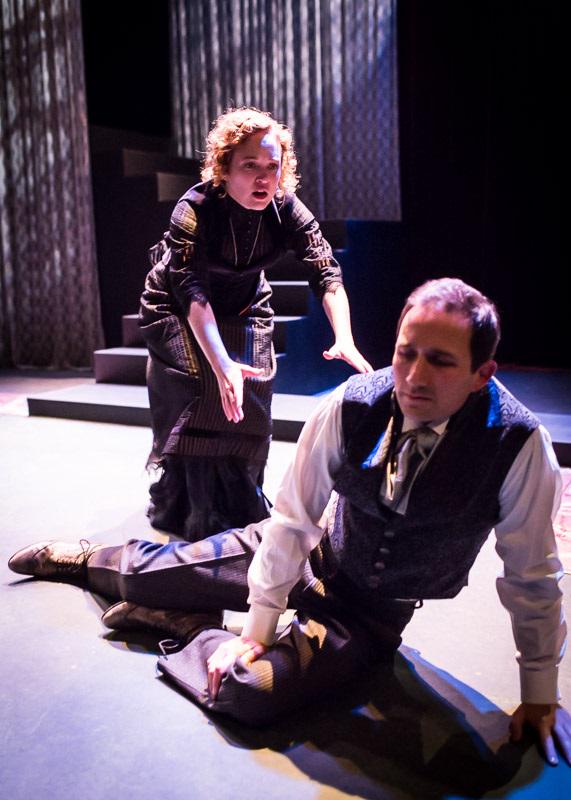 PDXShakespeare's tweet photo. 'The Turn of the Screw' opens this week! http://t.co/qyoecnfmsj / Don't-miss chills &amp; thrills Oct. 1-18 #pdxshakes http://t.co/ZiQfHgCOyi