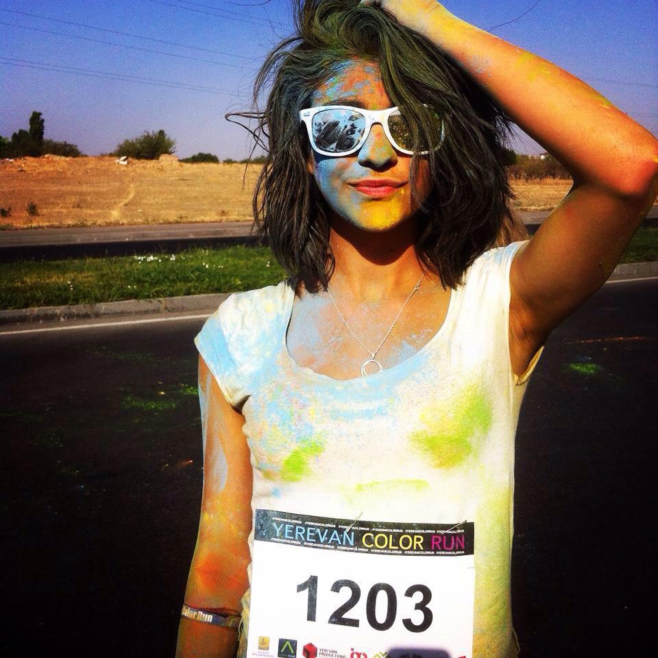 svetabadlian's tweet photo. that day!! throw🔙 #yerevancolorrun http://t.co/gm6xcpxtIf