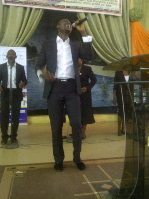 PraiseAdeyanju's tweet photo. Download DATHOME by Praise Adeyanju ft. Ronke Anwo.   http://t.co/pIQHVkaT23 http://t.co/qcjei3GXV9