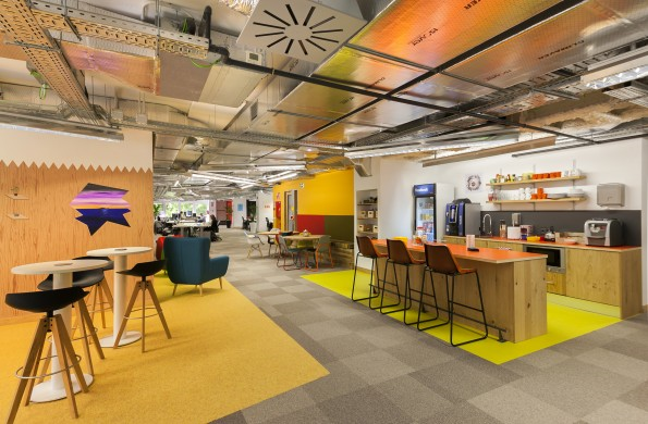 InterioresUBU's tweet photo. Así son las nuevas oficinas de #Facebook en Madrid http://t.co/LAR0cTdjyt vía @TreceBits #interiorismo http://t.co/KdmMaJne51