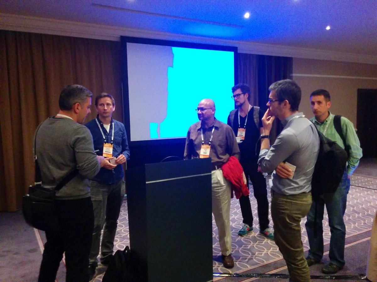 hugues_le_bars's tweet image. @ardlema @StratioBD #apachecon #ApacheMetaModel  Thanks @kaspersor for this operational feedback through #DataCleaner