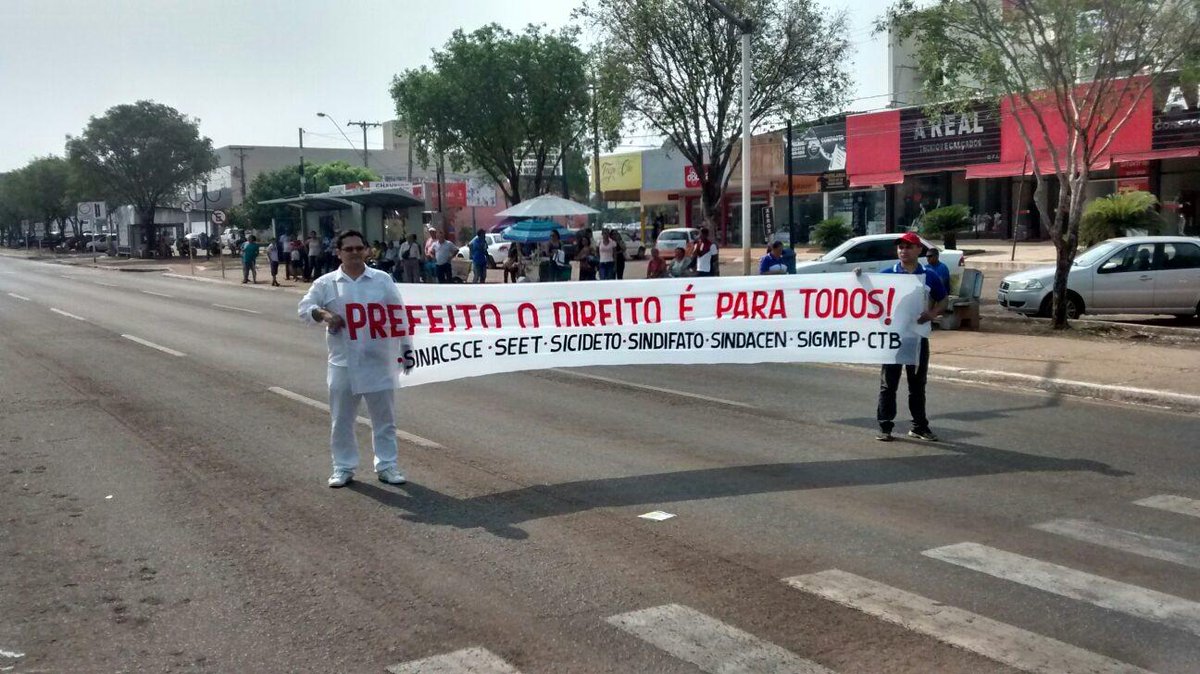 CRF-TO apoia manifestação dos farmacêuticos contra medidas da Prefeitura de Palmas goo.gl/U8682R