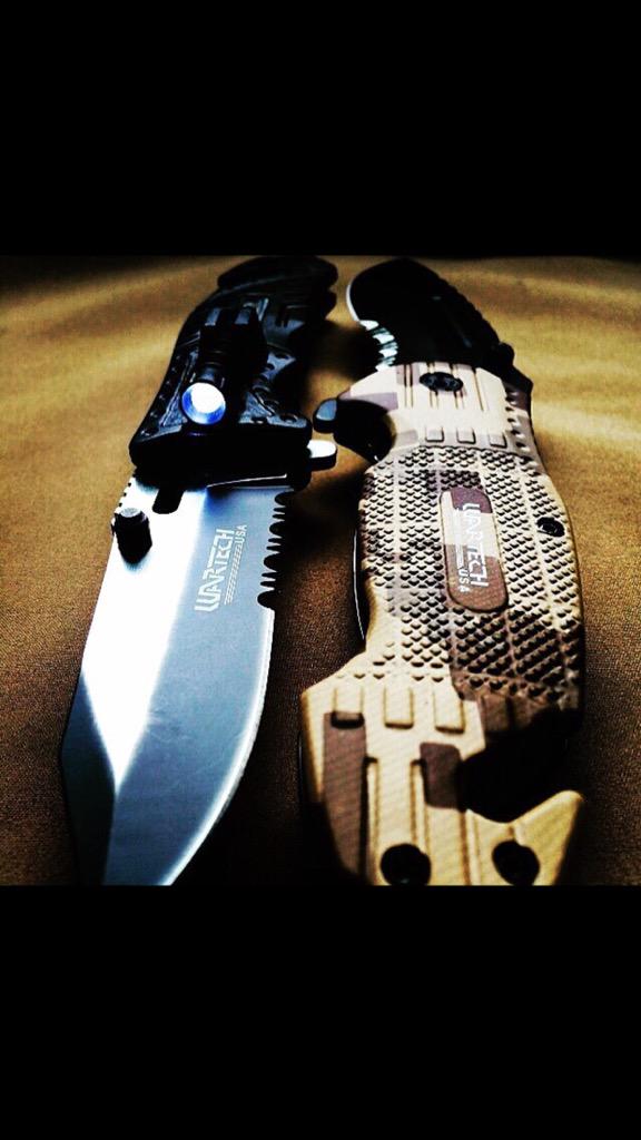 BladesReloaded's tweet photo. Couple of badass tactical blades available on our website! Link is in our bio! #BladesReloaded 🇺🇸 http://t.co/T8xuLixpEC