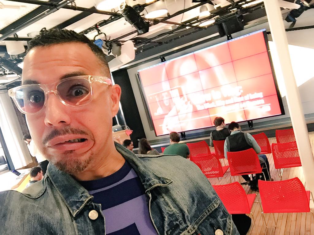 jjvalentin's tweet image. Back to the grind! @YouTubeSpaceNY #HowToVlog 😜