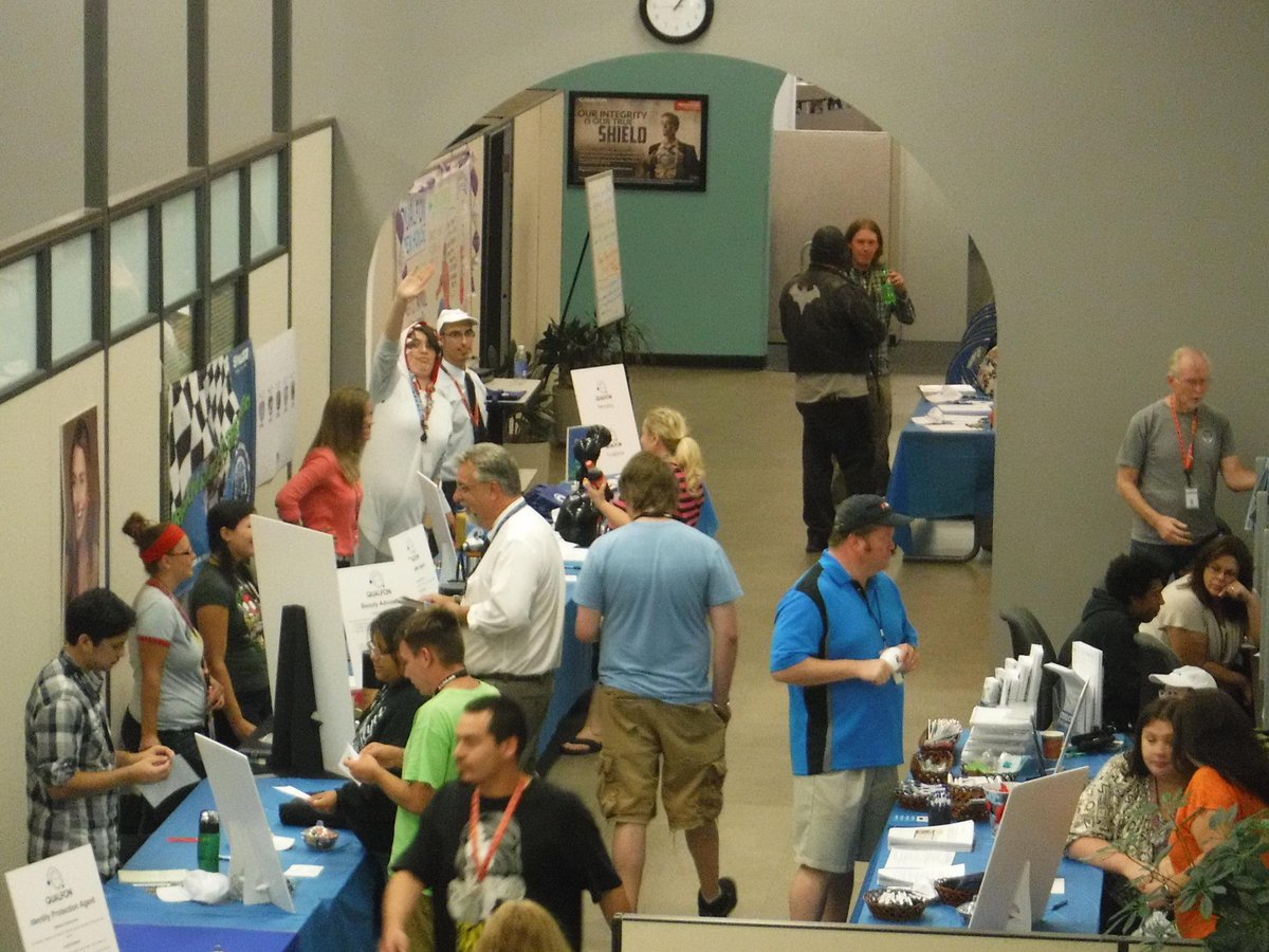 QualfonFTC's tweet photo. #openhouse #success #qualfonfortcollins #imatteratwork #funatwork #careatwork #enjoy #laughs #beauty #life #Batman http://t.co/JaHKepPAy9