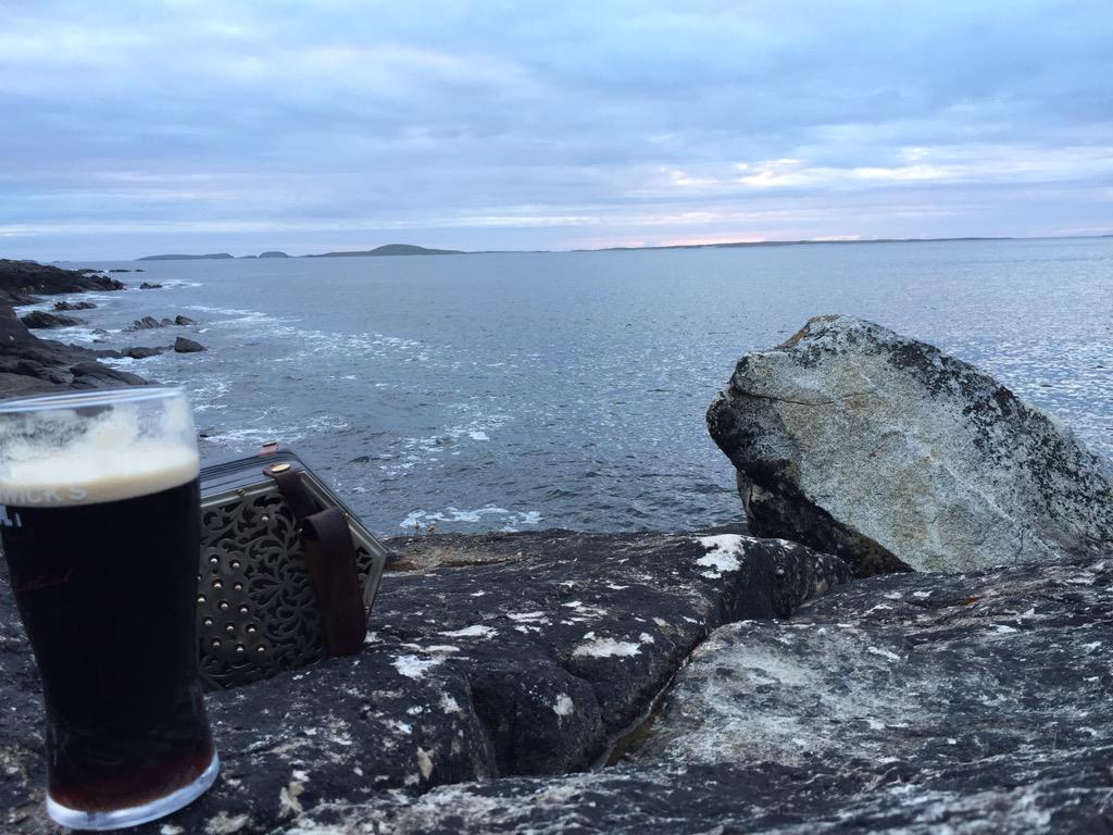 Pin_Logic's tweet image. Not a bad spot to practice a tune, looking to Inis Ge, Erris. @MayoHour #Mayohour #MayoPics