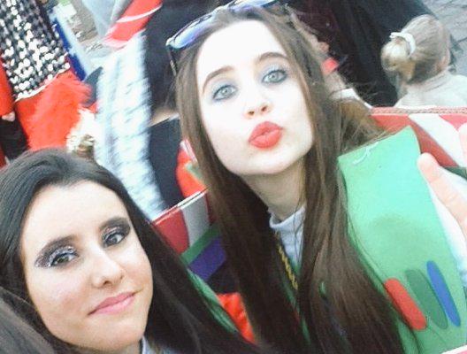 pinopastor98's tweet photo. Mis hermanas, os extraño. 👫❤ http://t.co/U64DxJluOy