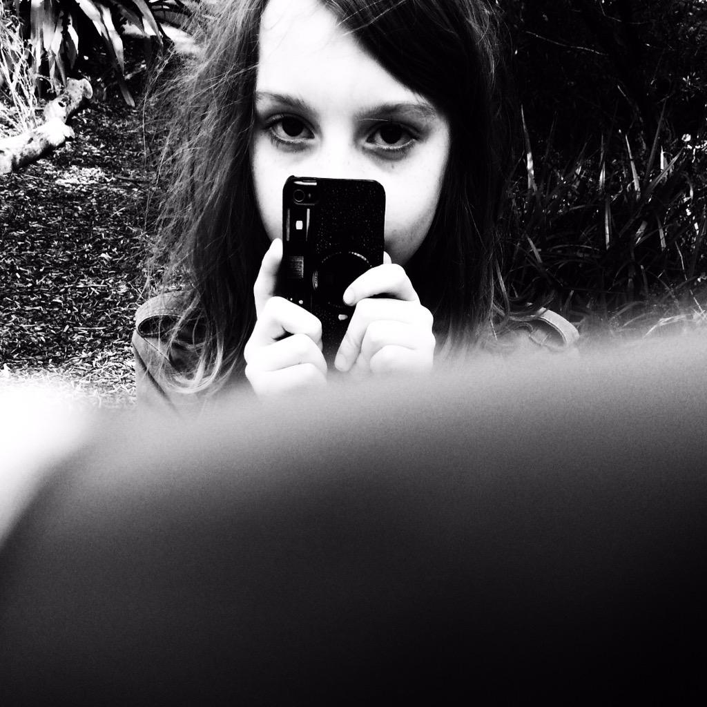 aspiritofplace's tweet photo. the visual explorer... age nearly 9 @RBGSydney for yesterday's #mobilephotography #kids #workshop in #sydney http://t.co/bXhNuT9ucE