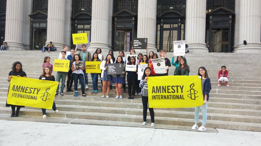 JulieSwell's tweet image. These activists believe in decriminalization of abortion in Ireland- 14 years in jail is not right! #notacriminal