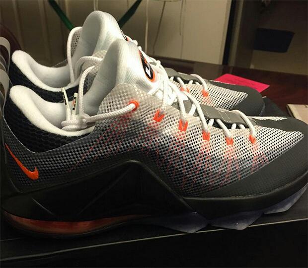 SwagmanJr's tweet photo. Nike LeBron 12 Low x Air Max 95 release on 10/02/2015 for $N/A via http://t.co/PhhYjcw825 #KoFapp http://t.co/Z7530J8IZ8