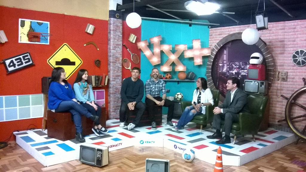 RioalBerme's tweet photo. En #VXMTV #Lunesdedebate #LauraCerviño #MiguelSumer #SolSimon #AlexandraLopez http://t.co/vy79suPRL1