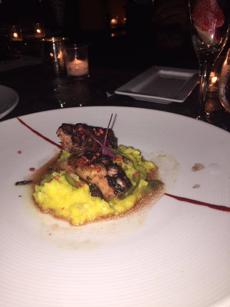posh_experience's tweet photo. The other nite #miami nights http://t.co/mcLhrSAWb0