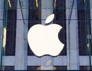 Libertea2012's tweet photo. Apple Censors App That Tracks Drone Strikes, Calling It 'Objectionable Content' http://t.co/AuGyn6DHQF #UniteBlue http://t.co/f8vj8mCE6Q