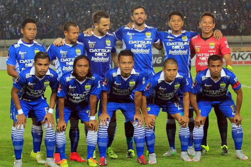 okezonenews's tweet photo. Persib Pantang Pilih Lawan http://t.co/hapkPigtBm http://t.co/Mh13pWPOpu