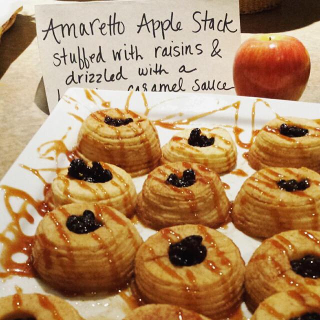 It's easy when the #ambrosia apple is so delicious. @cmigrowers #foodlove #fruitlove #fruitgrowers #treefruit #ncw