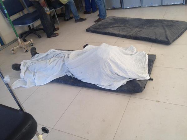 PersonalEscrito's tweet photo. #BREAKING: Residents x military forces in #Cotabamba, one dead and 15 injured. Via @JaimeteleSUR #Peru #LasBambas http://t.co/JF8QqbM1OF