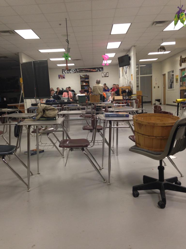 UGHSFFA's tweet photo. Hunters safety course! http://t.co/zdFnwyHrNL