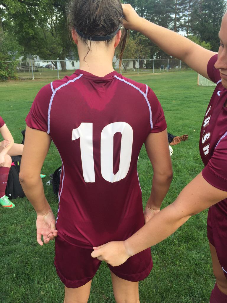 sarahschwind_10's tweet photo. Did I get water dumped on me or is that sweat? You decide. http://t.co/cjlujWE1iP