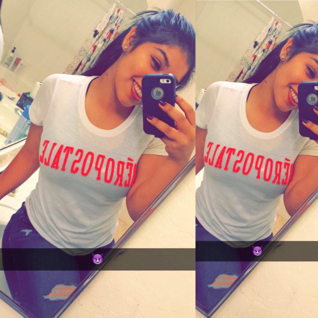 NoHoesGracie's tweet photo. Sink pic cause why not 😈😝 http://t.co/L3rbygLEqa