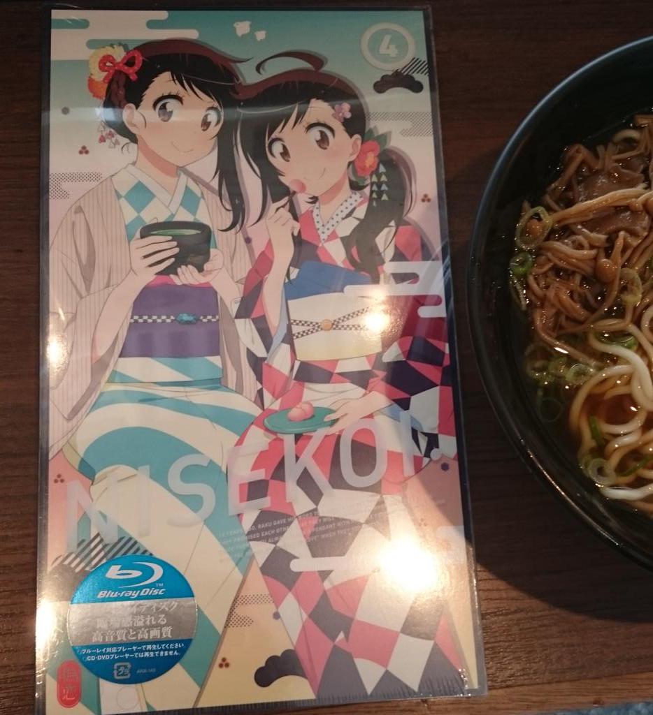 アイ 濱中博 妹は生徒会役員 على تويتر ニセコイblu Ray4巻 Sﾟ ﾟ Sｹﾞｯﾂ 特典の筒井大志先生のポストカード個人的にはお気に入り ジャケットが表も裏も和風な感じがして好きかな 偽物のロゴ共々 次巻はついにツグマリですよ Nisekoi ニセコイ Http T Co