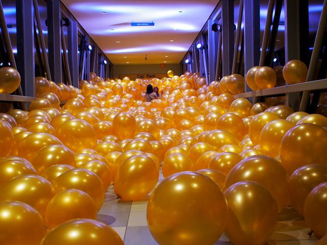 SpectacleGreen's tweet photo. Wow! @NuitBlancheEd was so spectacular &amp; magical! "Half the Air in a Given Space" was one of my faves. #yeg http://t.co/5sYYexHIrX