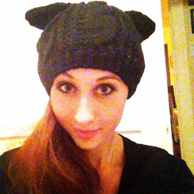 Huge heart to the fan who sent me this ADORABLE cat beanie! If you want to spoil me too check out my<a href="/tag/sexy"class="tags"><span>#sexy</span></a><a href="/tag/reddress"class="tags"><span>#reddress</span></a>