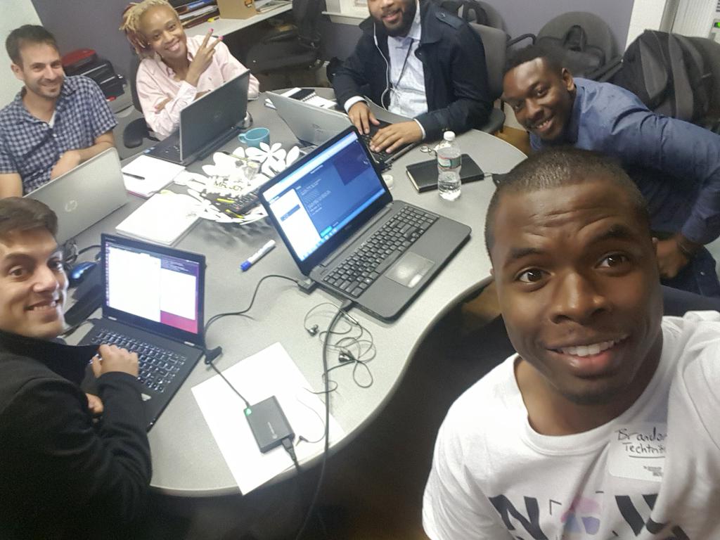 techtrition's tweet image. Coding in the city at Smarter in the City!! #LEARNRoxbury #PythonLife @techtrition @SmarterintheC