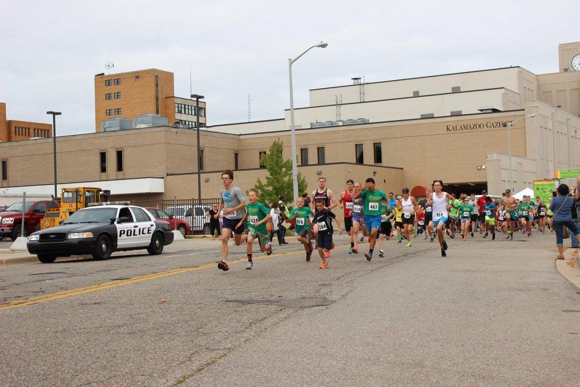 jrcb111's tweet photo. #Bronson5K http://t.co/5t3woaz8QP