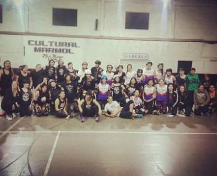 volcanicasrd's tweet photo. Muy buen scrimmage con #arpiasrollerderby . Gracias chicas! Vamos por mass!! http://t.co/YMFm8LLTTN