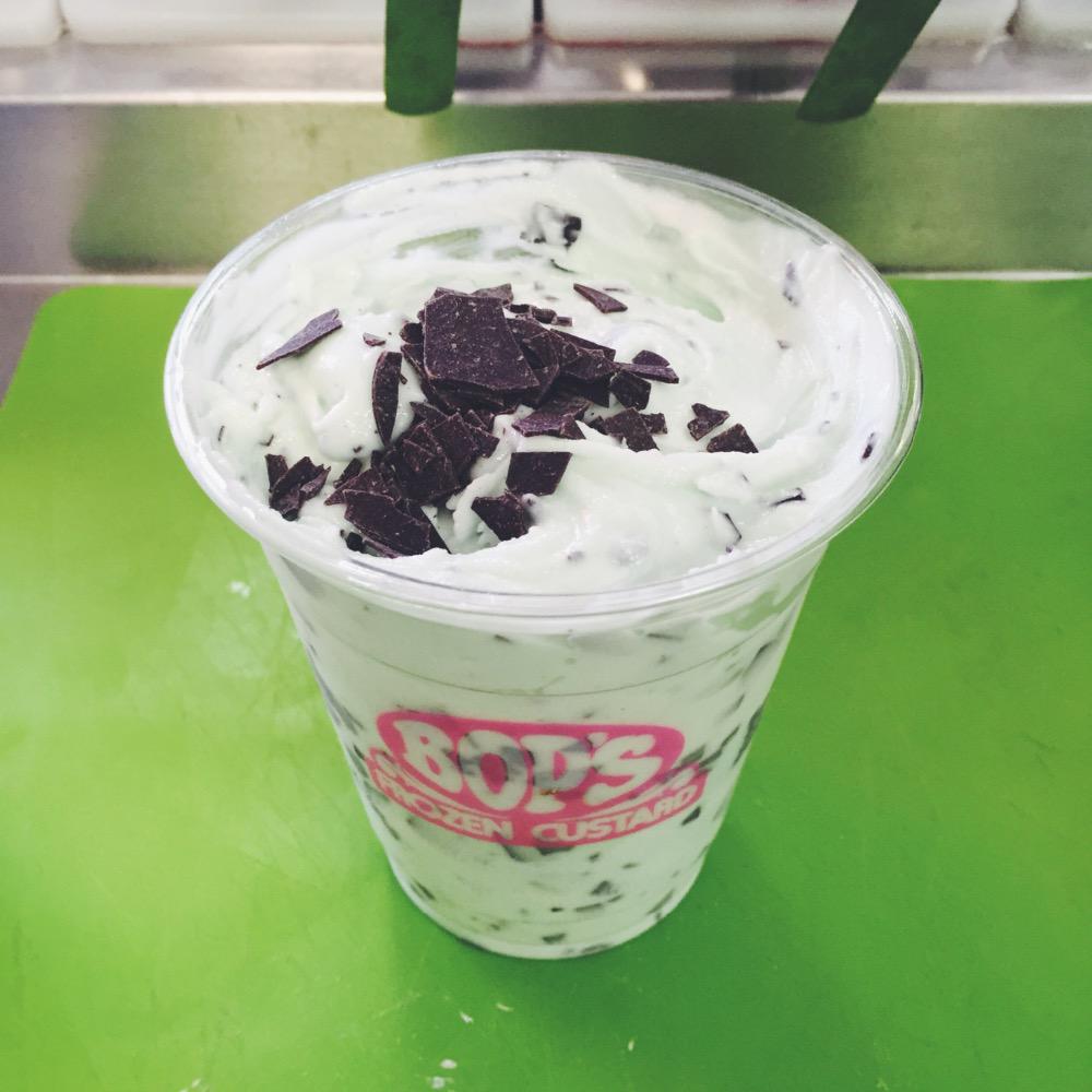 starkvillebops's tweet photo. RETWEET for the chance to win a MINT CHOCOLATE CHIP CONCRETE from Bops of Starkville!!! http://t.co/zJEXFoGtbz