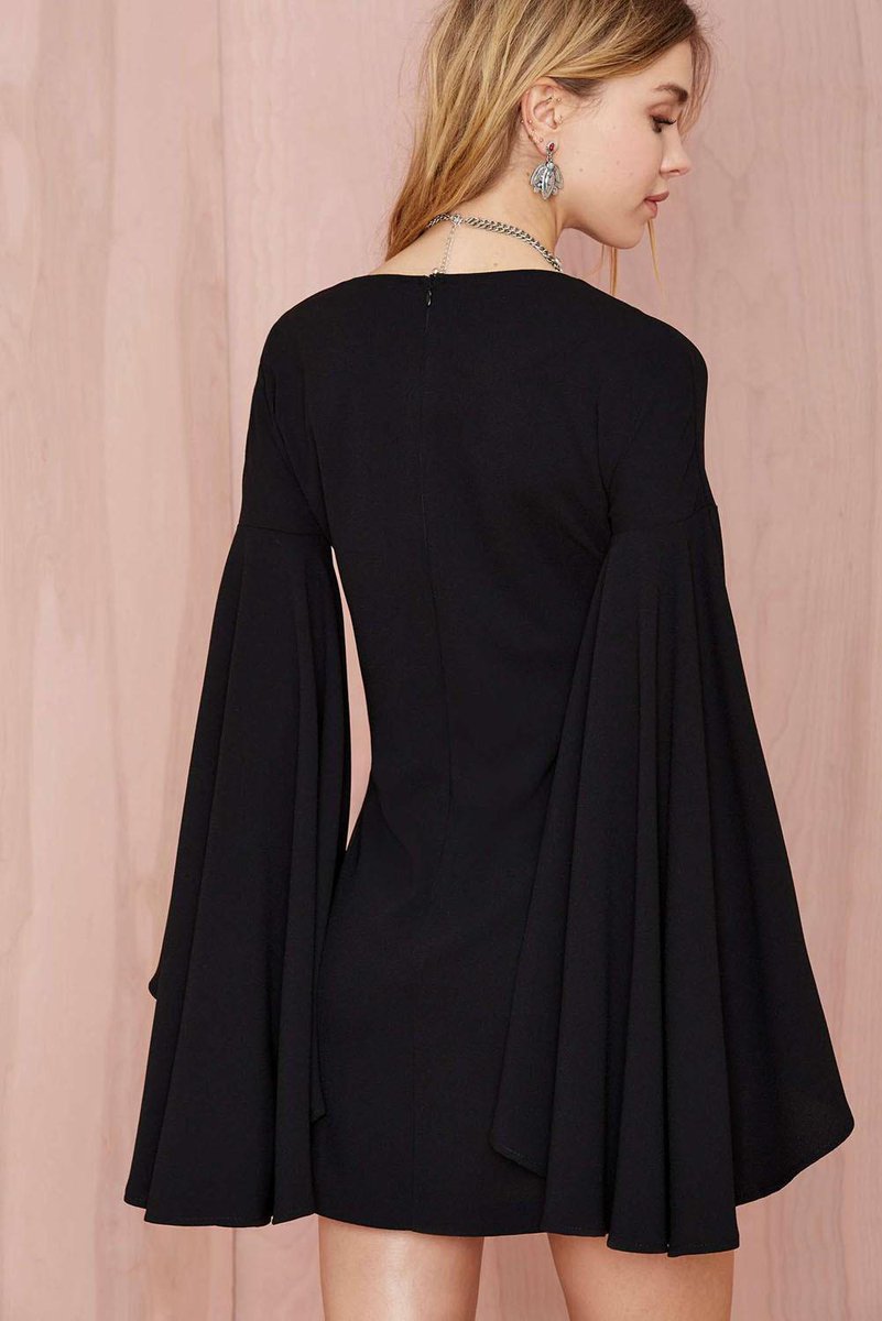 favomode's tweet image. Hells Bells Black Jesery Dress   $27.75
favomode.com/hells-bells-bl…