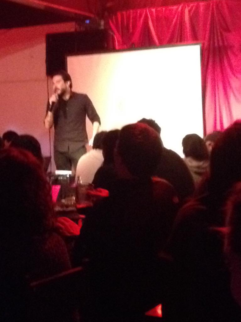 Jopinz_Bustamm's tweet photo. @FelipeAvello #comedyrestobar !!! http://t.co/pnWZoOqi59