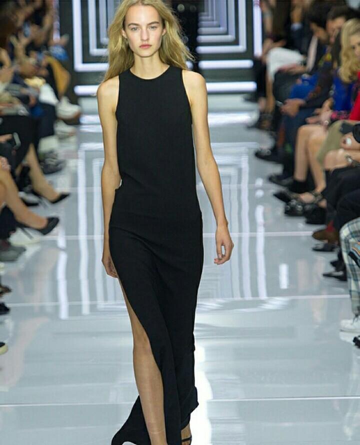 RubMagazine's tweet photo. @vilnamoreira #FahionRM #StyleRM #TuRevistaInteractiva #TeDaMas http://t.co/rO11N5pP7p