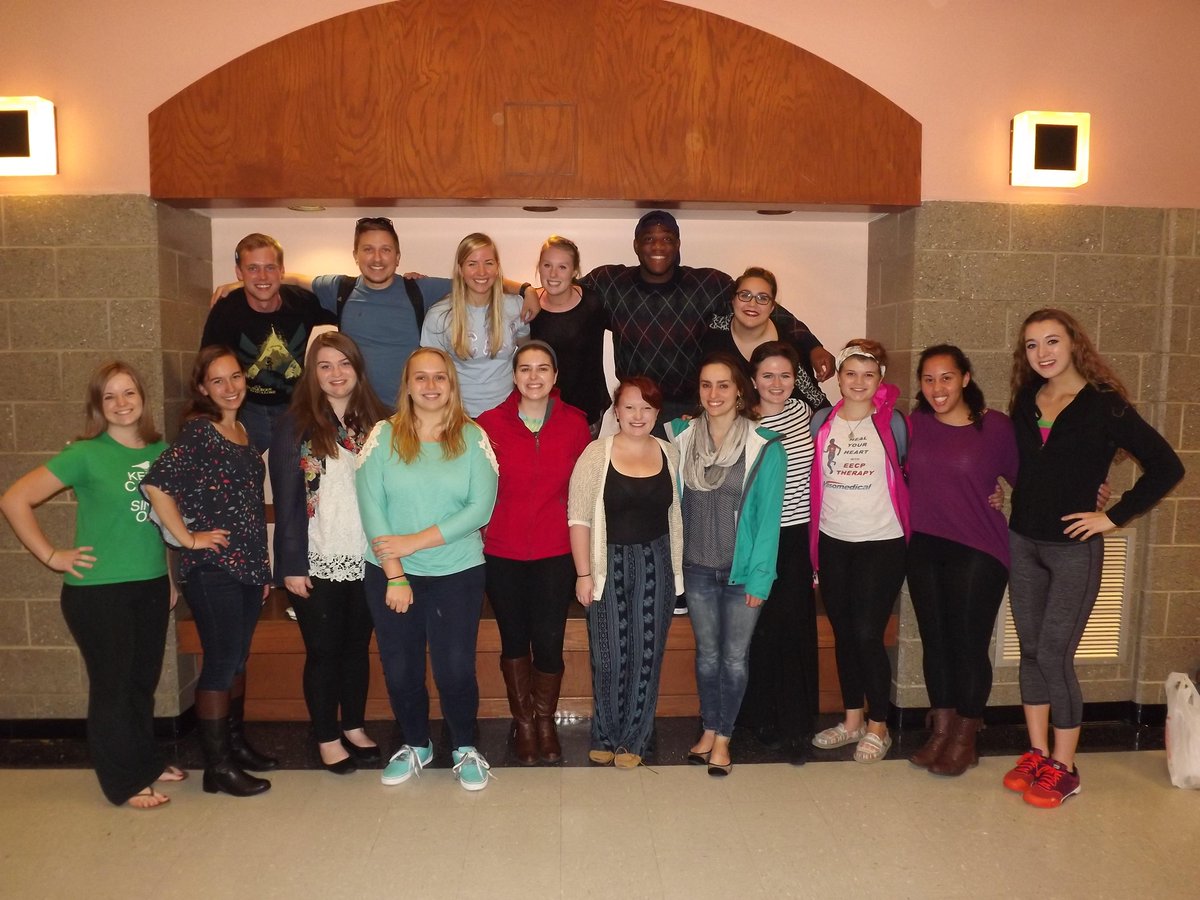 JMUOperaGuild's tweet image. Presenting our lovely General Body... #JMU #Opera #MusicalTheatre #Music #OPERAtionAwesome