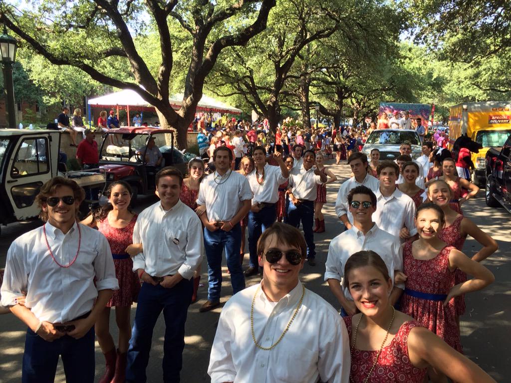 pearcestampede's tweet photo. SMU Homecoming parade http://t.co/691BH1K0XL