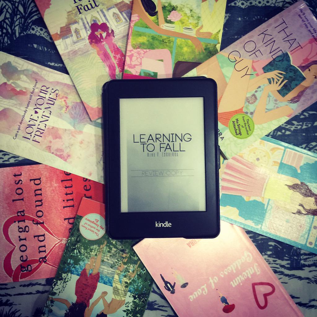 JVEruditeArtist's tweet image. Currently Reading: #LearningtoFall by @minavesguerra. 😍