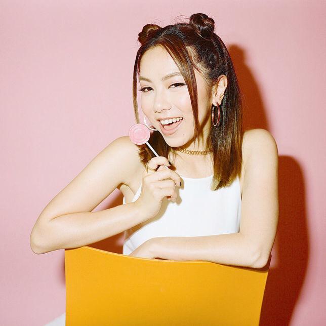 ✨ Chinese pop star @GEM_lana_ist ✨ for <a href="/NylonMag/">NYLON</a> 

nylon.com/articles/gem-i…