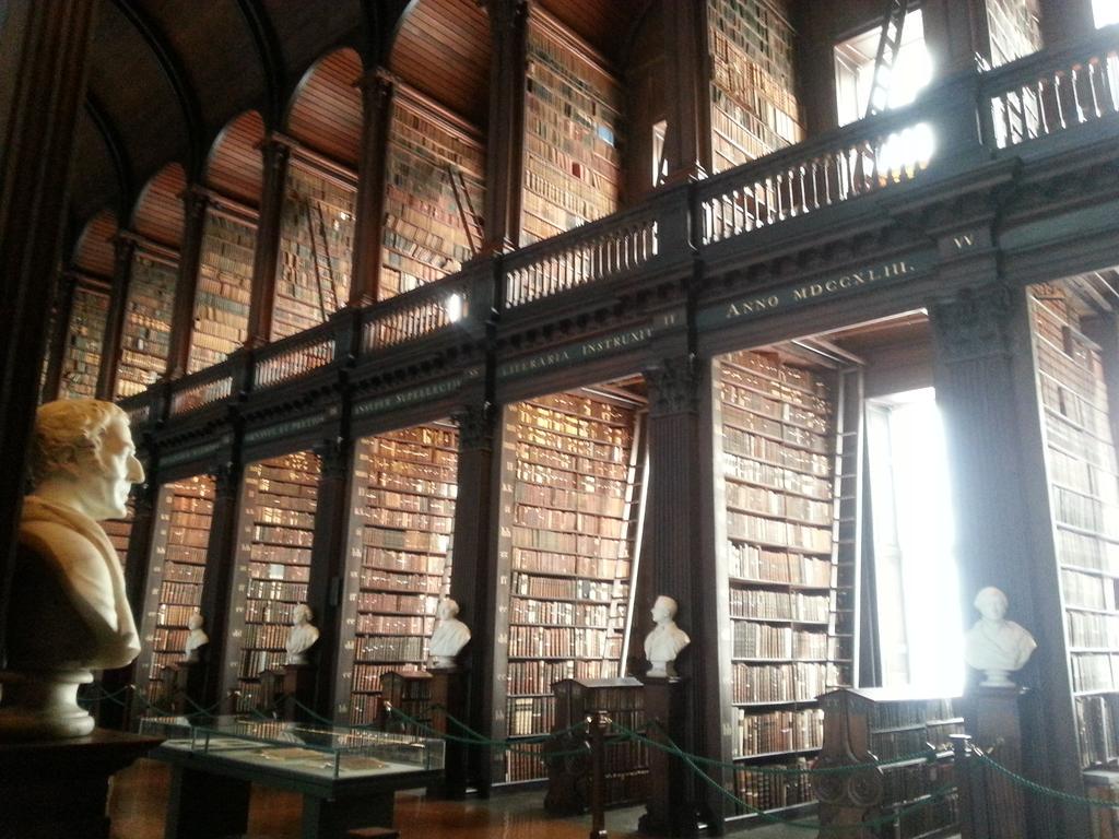 lillicasano's tweet photo. #superprofdoc project the amazing old library in @tcddublin @AdaptHigherEd http://t.co/tP62qG90ZX