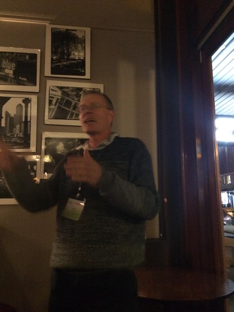 RosGleadow's tweet image. president John Evans welcomes us to fun night at the @asps_ozplants dinner #combio2015