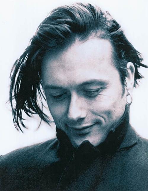 Brett Anderson of Suede turns 48 years old Today !

Happy Birthday !! 