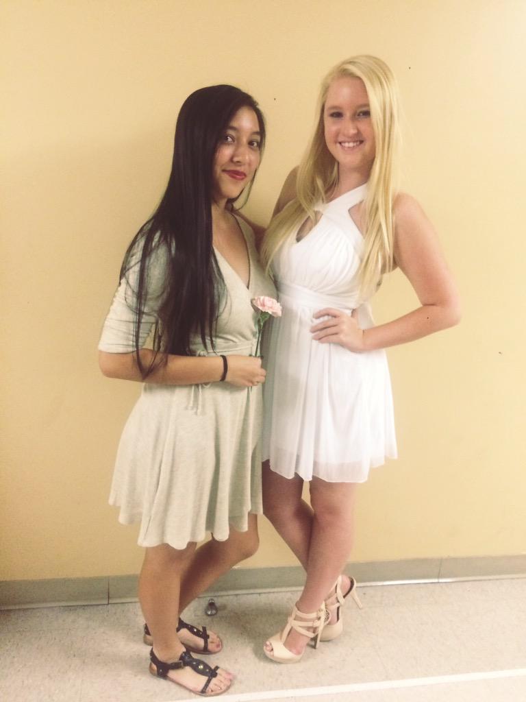 SydneyNassiri's tweet photo. Congrats to this girl for being formally pledged into Phi Mu ! ๐ #Harryaf #Liamaf http://t.co/IadqUBdeb5