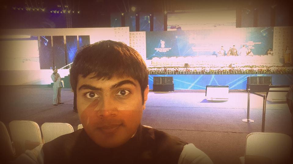 Interceptors's tweet photo. But yes @ankit_fadia posted pictures in his @facebook that he was present at the #DigitalIndia  #AnkitFadia http://t.co/1gnJMEj7Uq