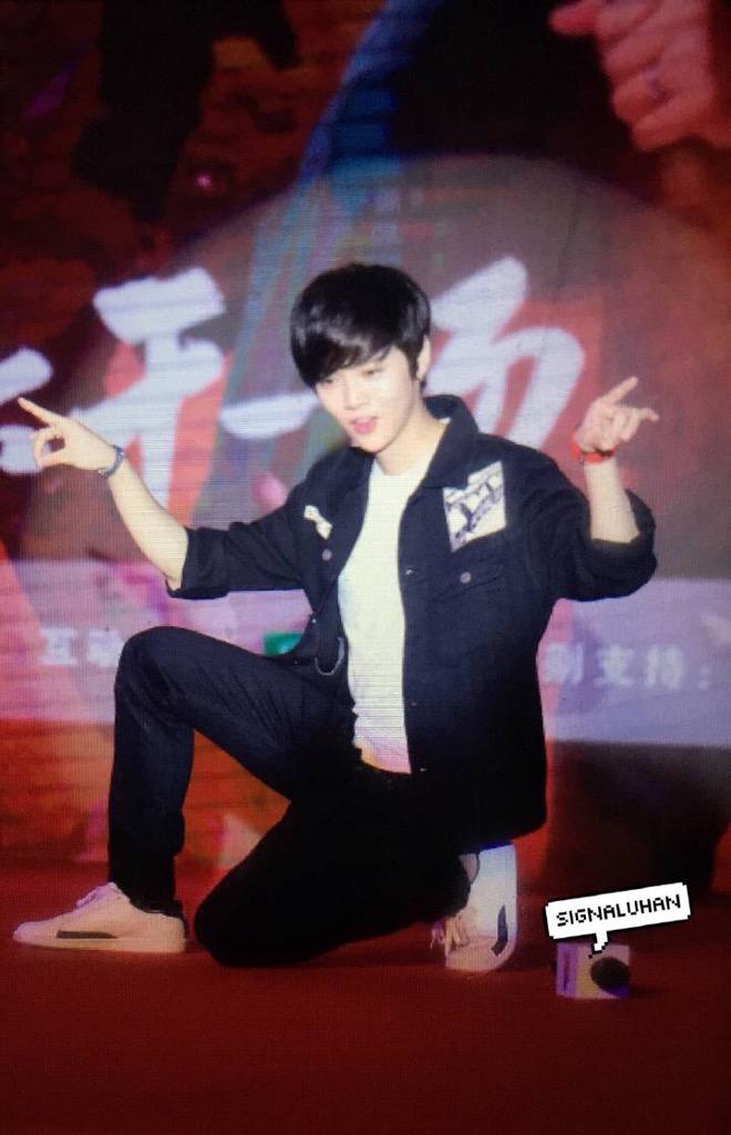 LUHANMAMA tweet picture